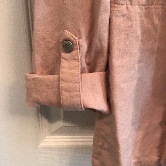 Carolina Belle brand size L open front blush color jacket with roll tab sleeves - Picture 5 of 6